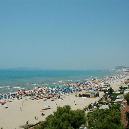 Vela Hotel Restaurant Golem  Zewnętrze zdjęcie