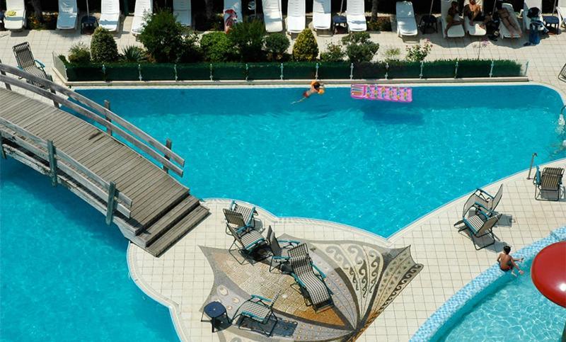 Vela Hotel Restaurant Golem  Zewnętrze zdjęcie